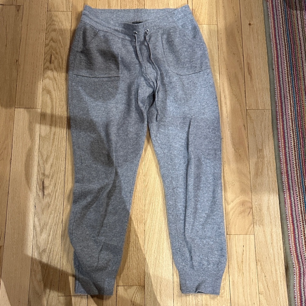 Bloomingdale's Cashmere Gray Sweater